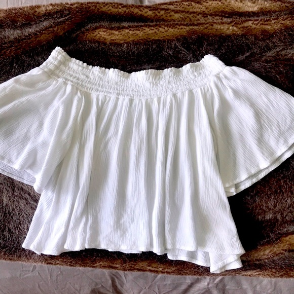 Kimchi Blue Urban Outfitters Flowy Crop - Picture 2 of 7